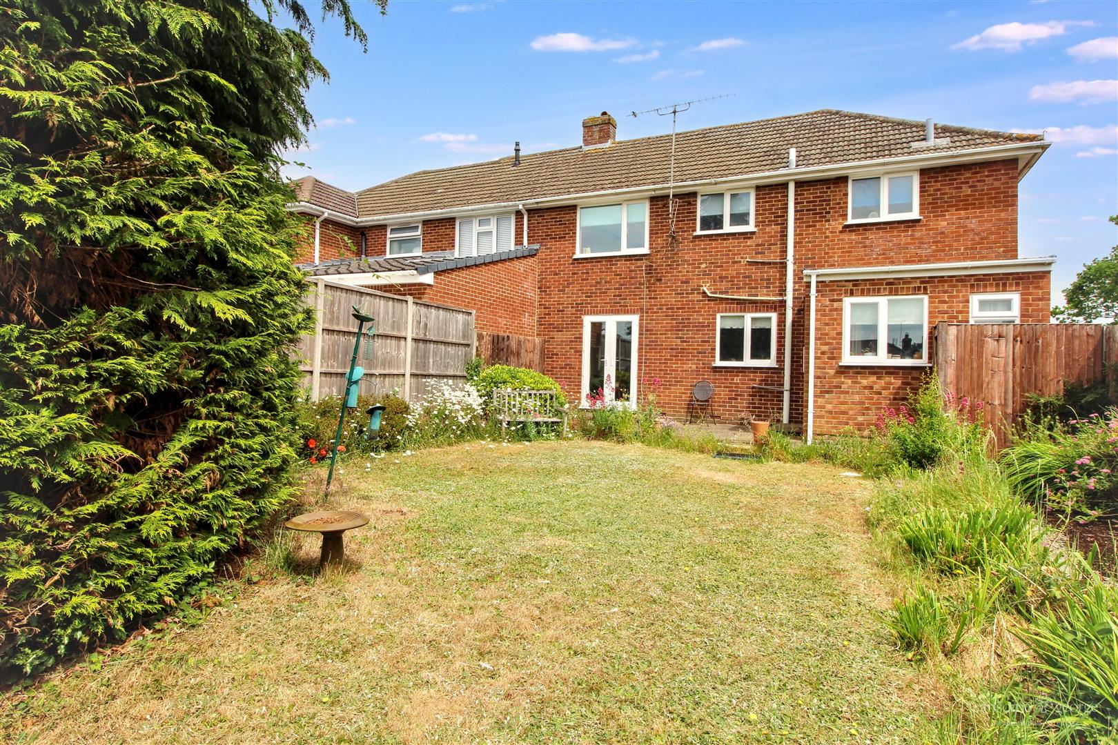 Wittenham Avenue, Tilehurst, Reading